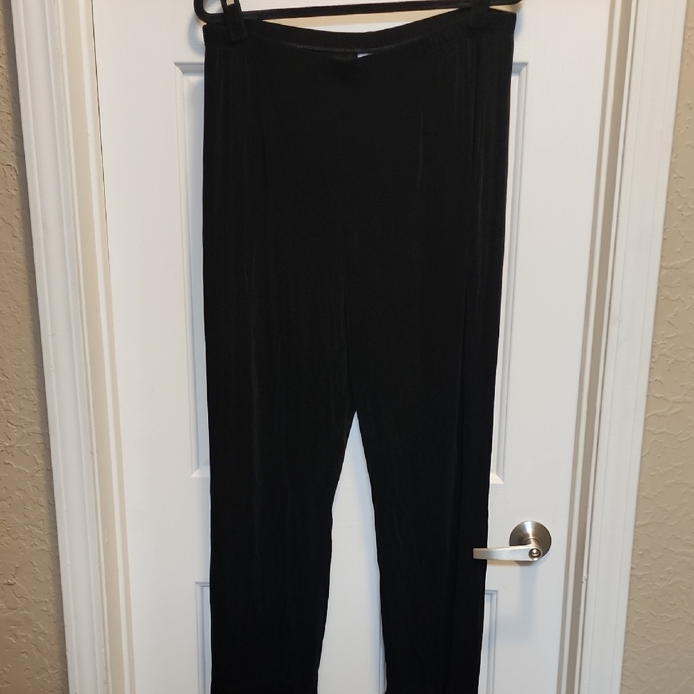 Travelers by Chico Black Wide Leg Women's Pants 3(XL) Short